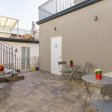 Al Palazzetto - I Mori Apartment